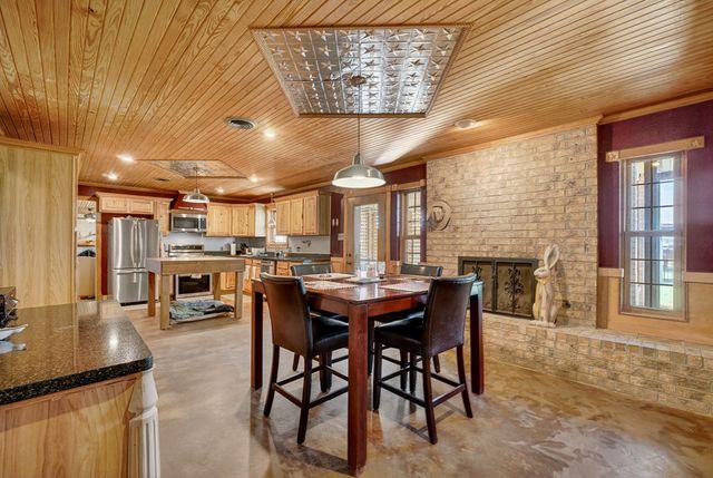 4413 Tanforan Ave, Midland, TX 79707