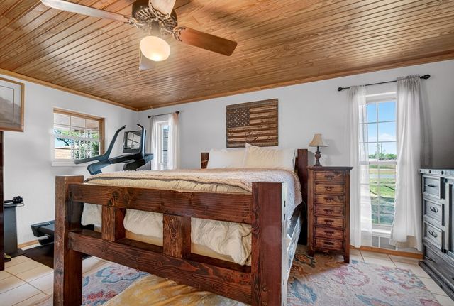 4413 Tanforan Ave, Midland, TX 79707