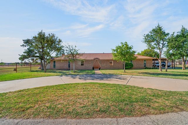4413 Tanforan Ave, Midland, TX 79707