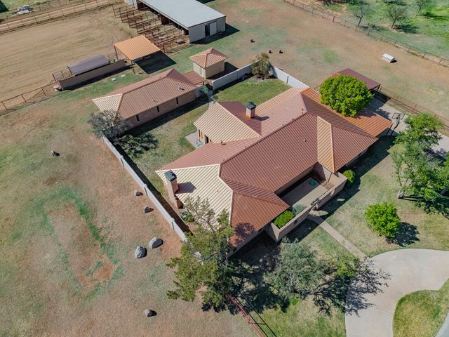 4413 Tanforan Ave, Midland, TX 79707