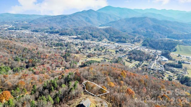 10 Peacock Lane 19, Burnsville, NC 28714