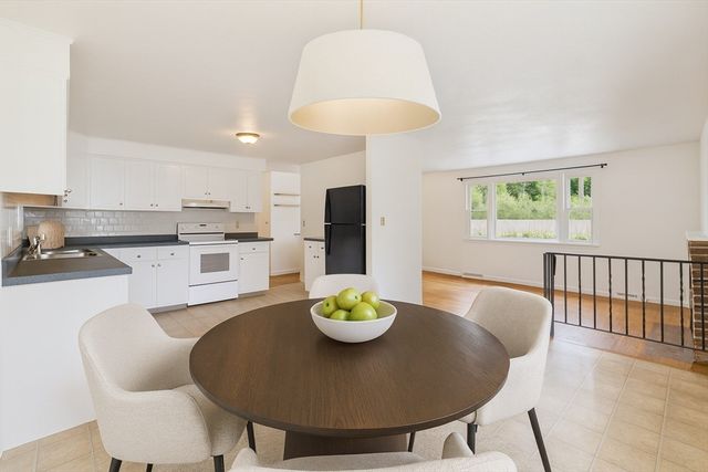 91 Old Post Road, Sharon, MA 02067