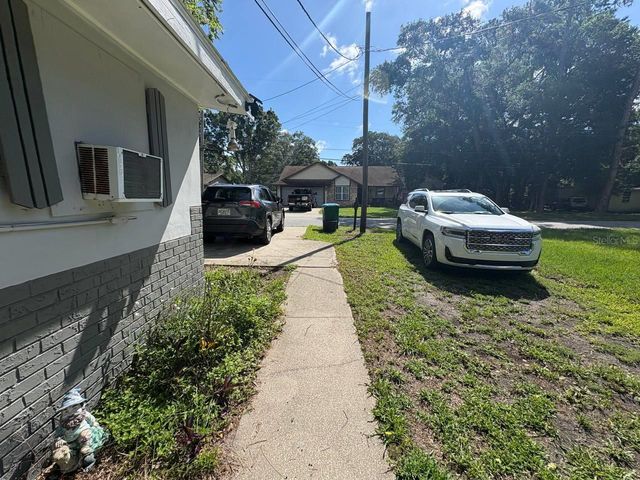 1620 SELMA AVENUE, Daytona Beach, FL 32117