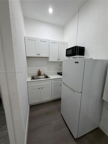 2442 NE 3rd Court A, Homestead, FL 33033