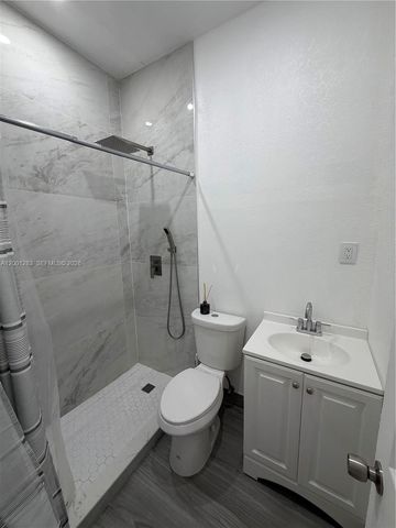 2442 NE 3rd Court A, Homestead, FL 33033