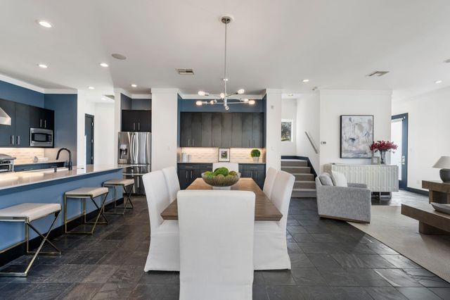 162 Vieux Carre Drive, Houston, TX 77009