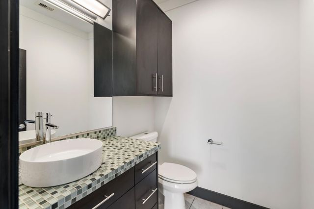 162 Vieux Carre Drive, Houston, TX 77009