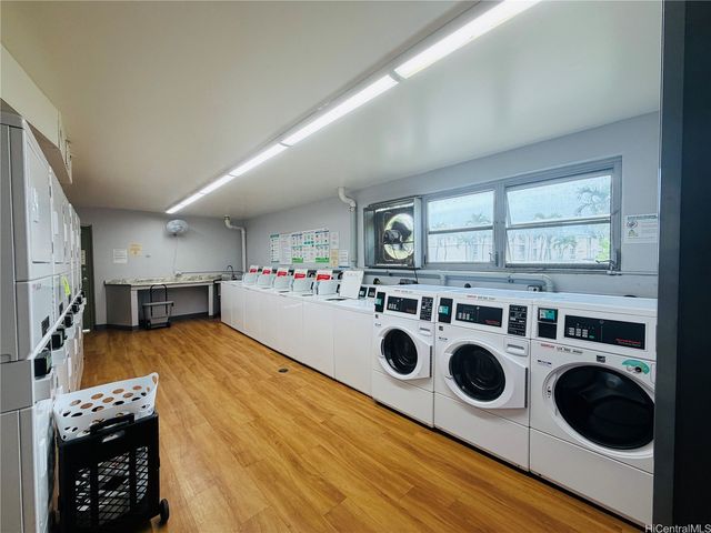 98-1038 Moanalua Road 7-803, Aiea, HI 96701