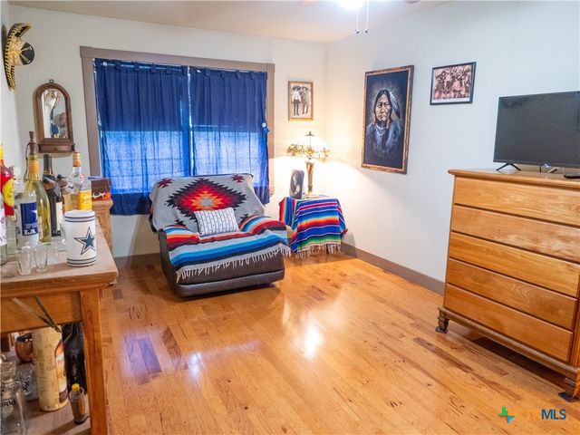 1704 Jackson Street, Port Lavaca, TX 77979