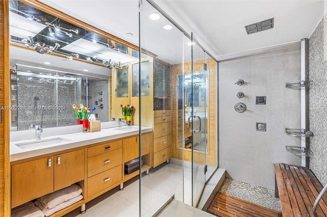 1541 Brickell Avenue A-3902, Miami, FL 33129
