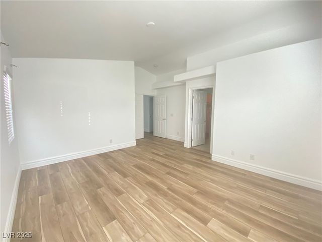 274 Broken Par Drive, Las Vegas, NV 89148