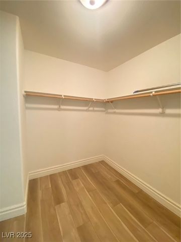 274 Broken Par Drive, Las Vegas, NV 89148