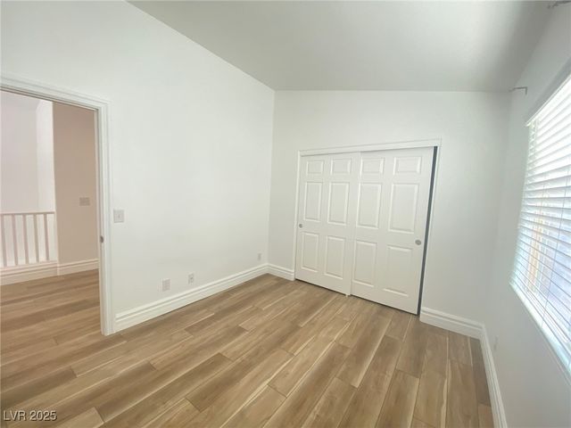 274 Broken Par Drive, Las Vegas, NV 89148