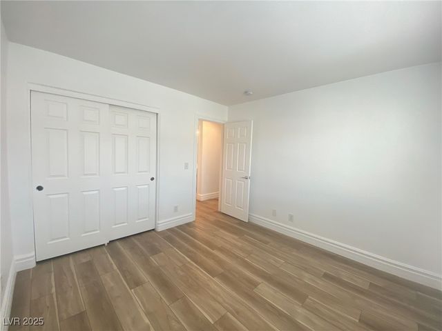 274 Broken Par Drive, Las Vegas, NV 89148