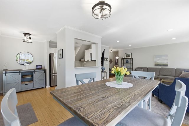 812 Gazebo Circle 812, Reading, MA 01867