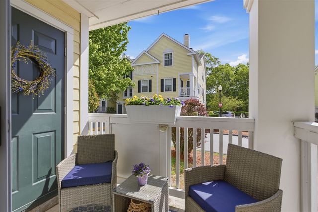 812 Gazebo Circle 812, Reading, MA 01867