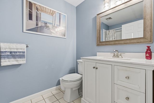 812 Gazebo Circle 812, Reading, MA 01867