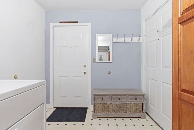 812 Gazebo Circle 812, Reading, MA 01867