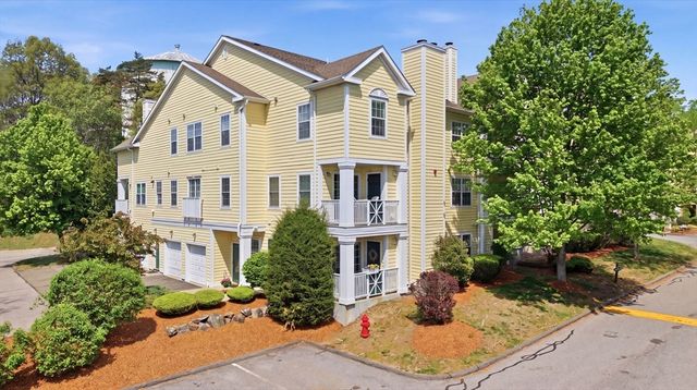812 Gazebo Circle 812, Reading, MA 01867