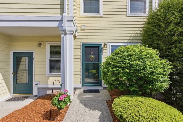 812 Gazebo Circle 812, Reading, MA 01867