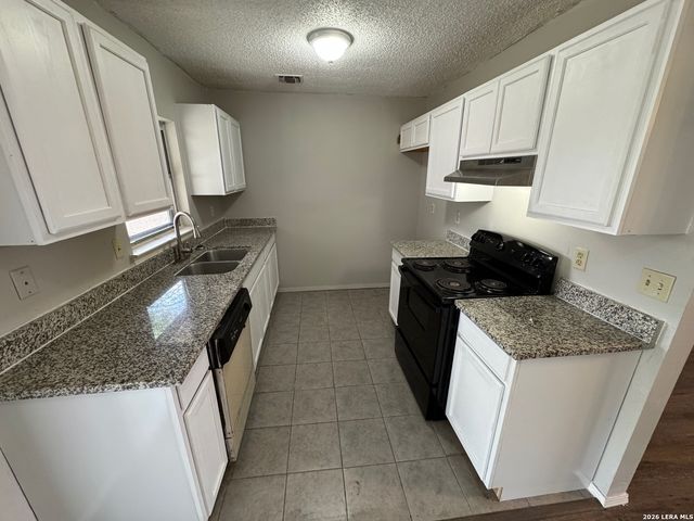 809 Hickory Hil, Kirby, TX 78219