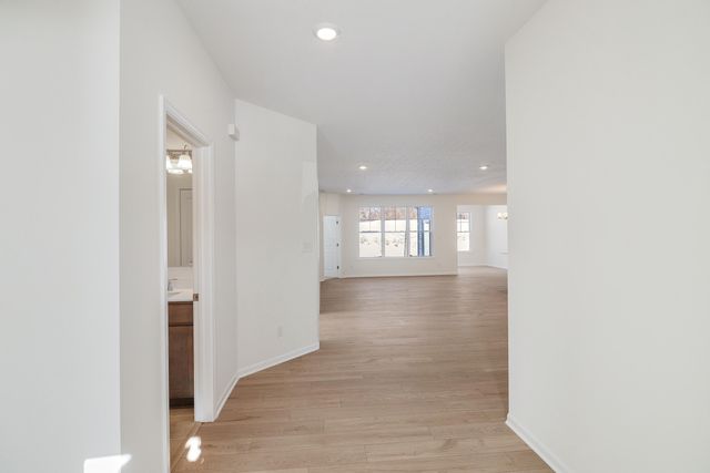 4066 Reflection Place, Valparaiso, IN 46385