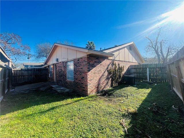 6510 Pharaoh Dr A, Corpus Christi, TX 78412