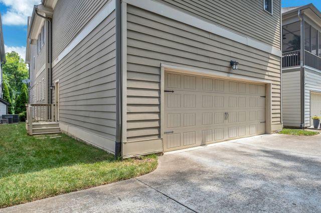 1617 Glen Echo Rd, Nashville, TN 37215
