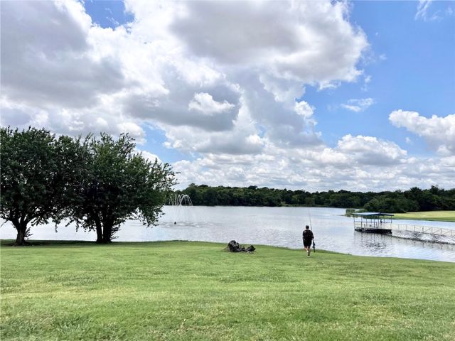 5204 Bear Valley Drive, Mckinney, TX 75071