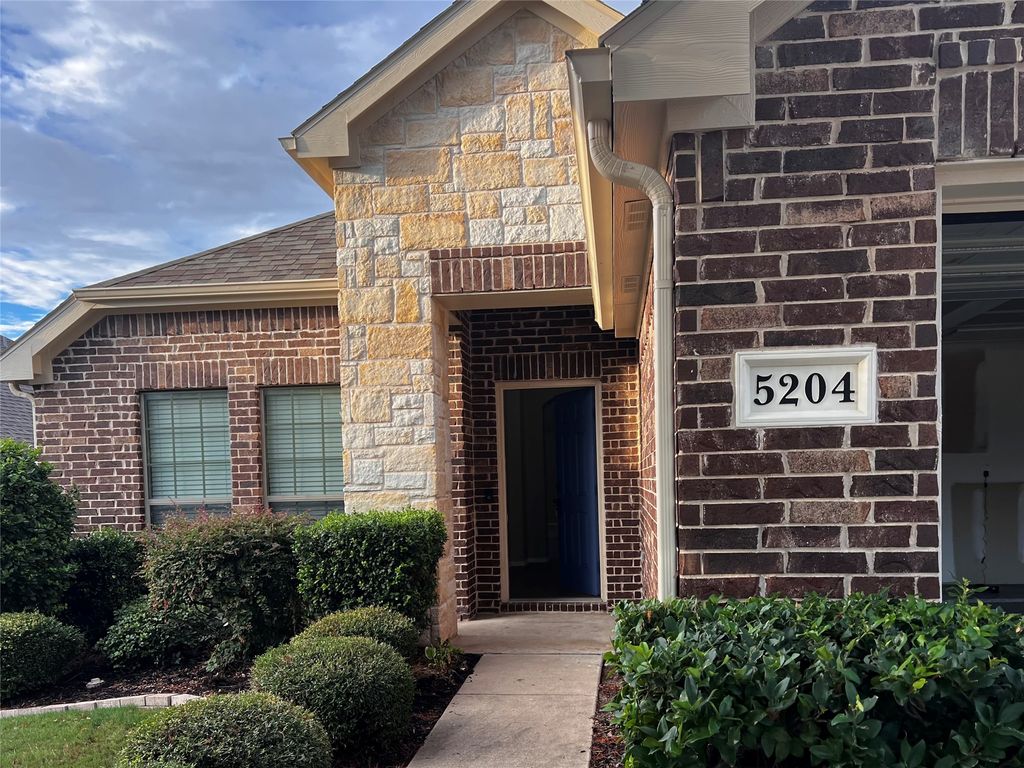 5204 Bear Valley Drive, Mckinney, TX 75071