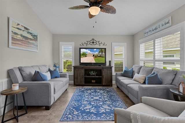 5075 NEPTUNE CIRCLE, Oxford, FL 34484