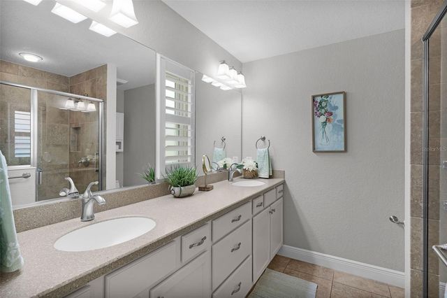 5075 NEPTUNE CIRCLE, Oxford, FL 34484