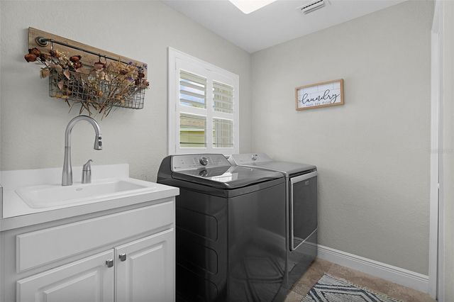 5075 NEPTUNE CIRCLE, Oxford, FL 34484