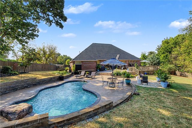 13187 Rusty Blackhaw Court, Springdale, AR 72762
