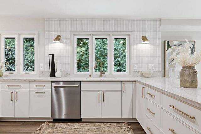 950 Somersby Way, Sacramento, CA 95864