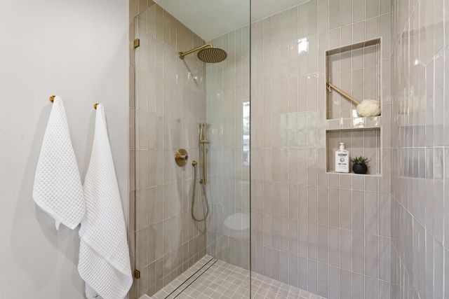 950 Somersby Way, Sacramento, CA 95864