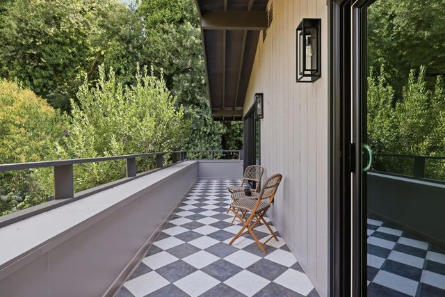 950 Somersby Way, Sacramento, CA 95864