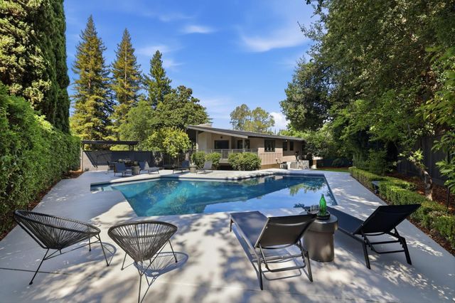 950 Somersby Way, Sacramento, CA 95864