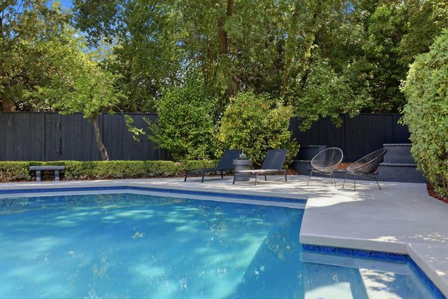 950 Somersby Way, Sacramento, CA 95864