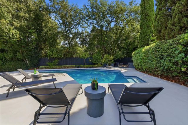 950 Somersby Way, Sacramento, CA 95864