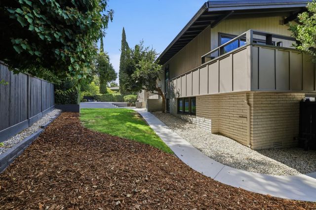 950 Somersby Way, Sacramento, CA 95864