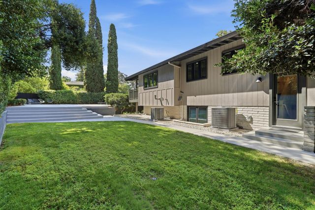 950 Somersby Way, Sacramento, CA 95864