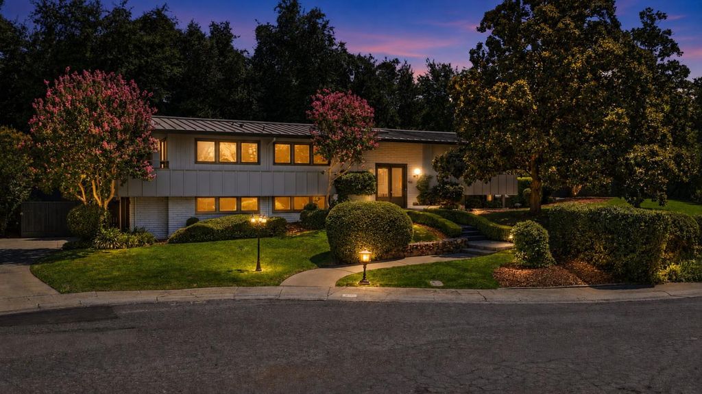 950 Somersby Way, Sacramento, CA 95864