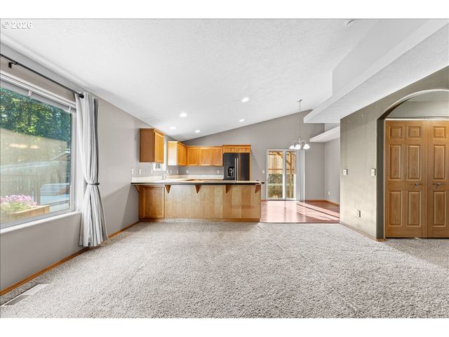 15653 JADE GLEN Ave, Sandy, OR 97055