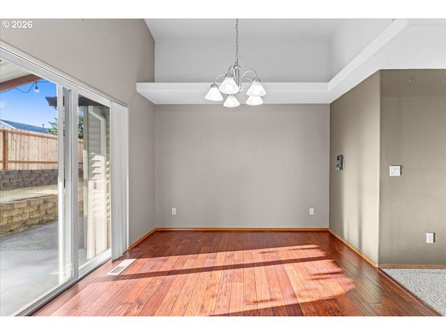 15653 JADE GLEN Ave, Sandy, OR 97055