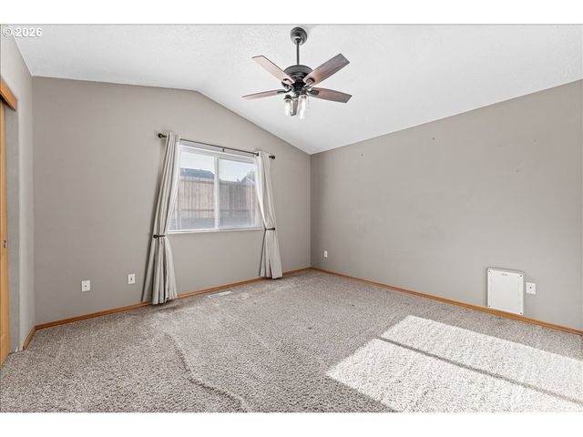 15653 JADE GLEN Ave, Sandy, OR 97055