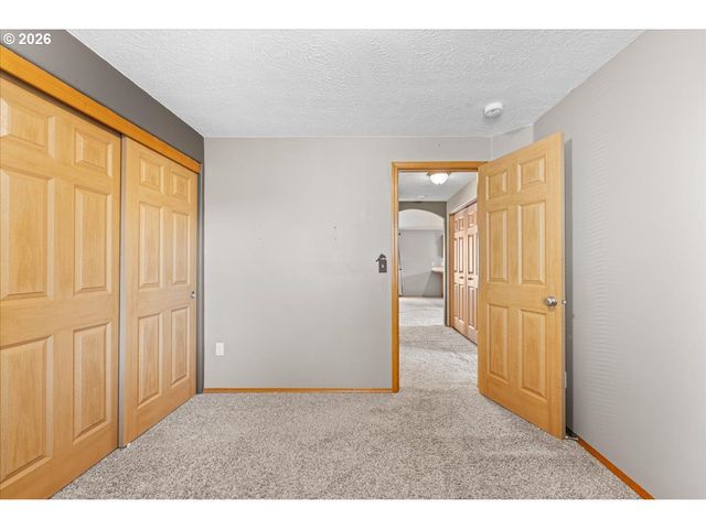 15653 JADE GLEN Ave, Sandy, OR 97055