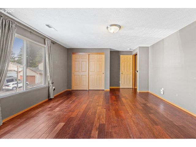15653 JADE GLEN Ave, Sandy, OR 97055