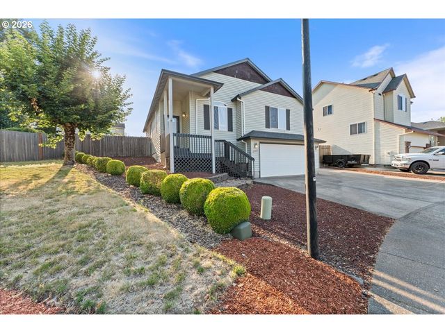 15653 JADE GLEN Ave, Sandy, OR 97055
