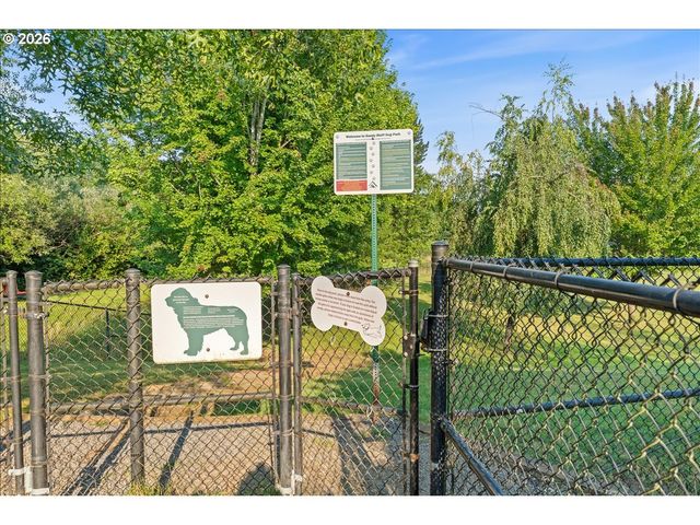 15653 JADE GLEN Ave, Sandy, OR 97055